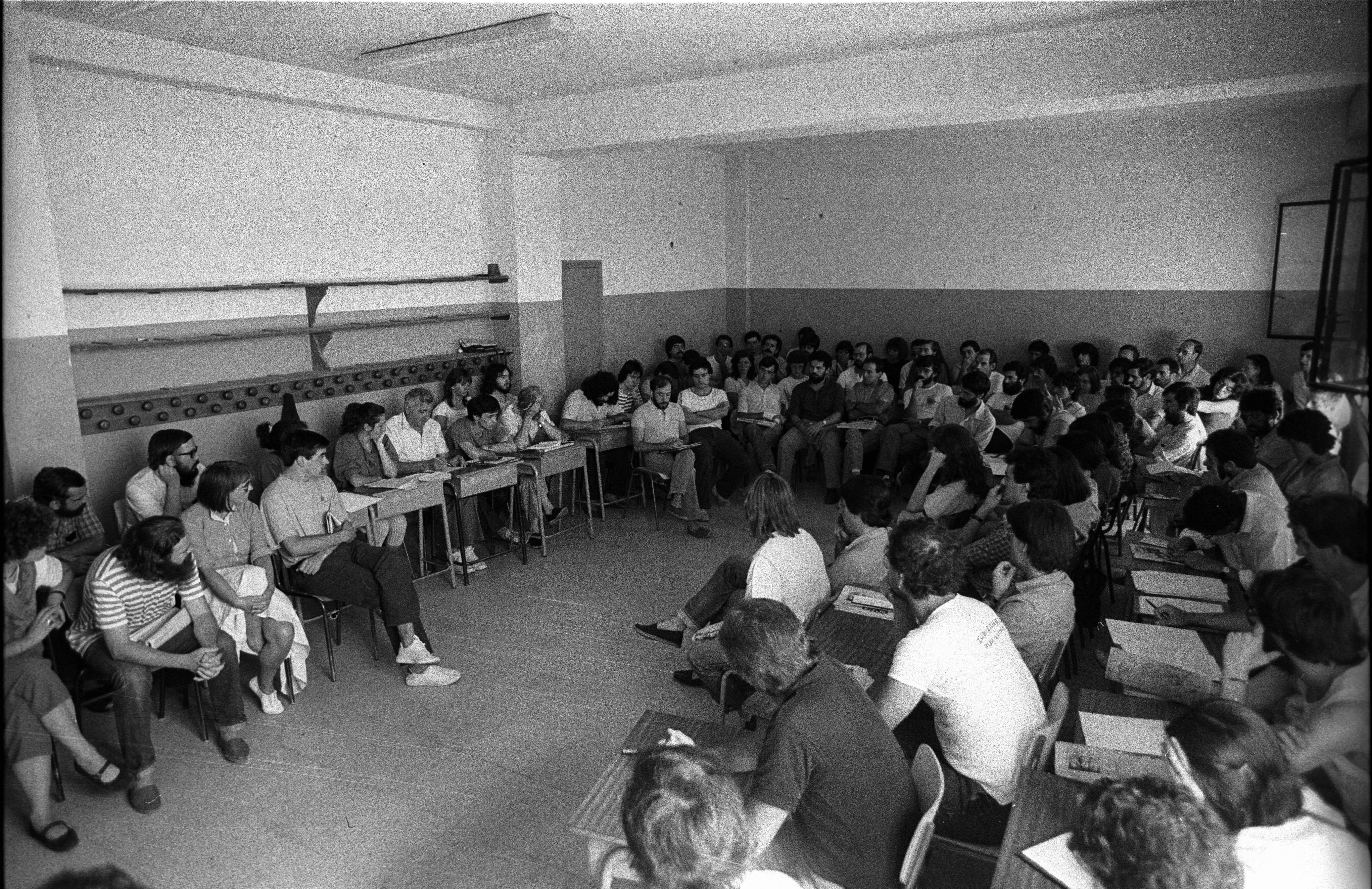 Eskolak Larraonan (Iruñean), 1978 urte inguruan | Argazkia: UEU Eskolak Larraonan (Iruñean), 1978 urte inguruan | Argazkia: UEU