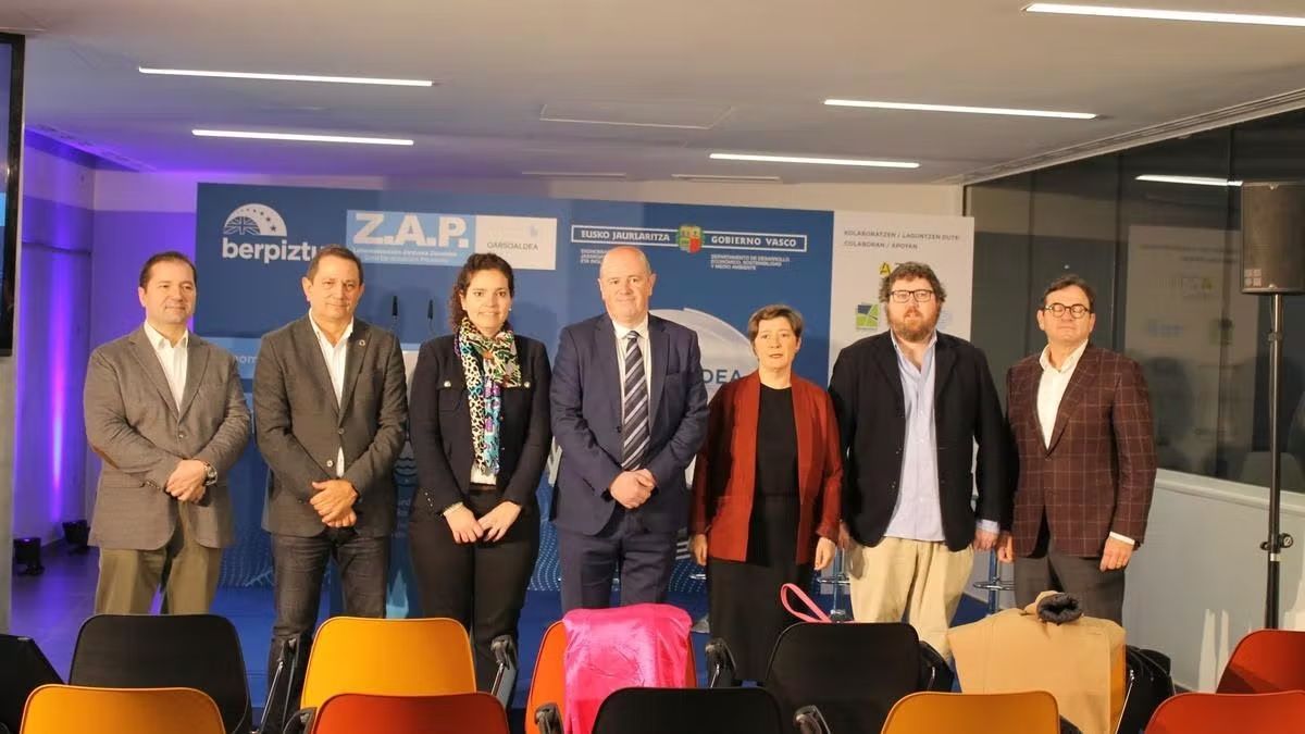 Hub Oarsoaldea Urdinaren aurkezpena | Argazkia: Azti Hub Oarsoaldea Urdinaren aurkezpena | Argazkia: Azti