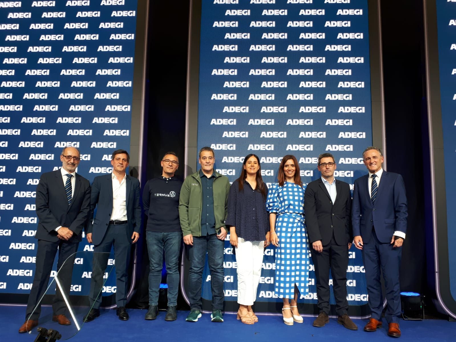 Ternua Groupek jaso du Garapen Jasangarriko Enpresaren saria| Argazkia: TernuaGroup Ternua Groupek jaso du Garapen Jasangarriko Enpresaren saria| Argazkia: TernuaGroup