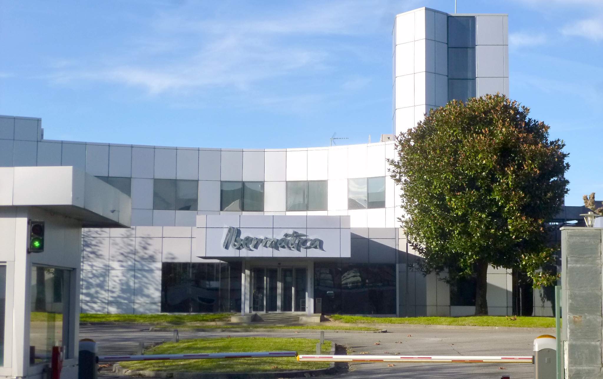 Ayesa ITren egoitza, Donostian, lehen Ibermáticaren egoitza izandakoa | Argazkia: Wikimedia/Creative Commons