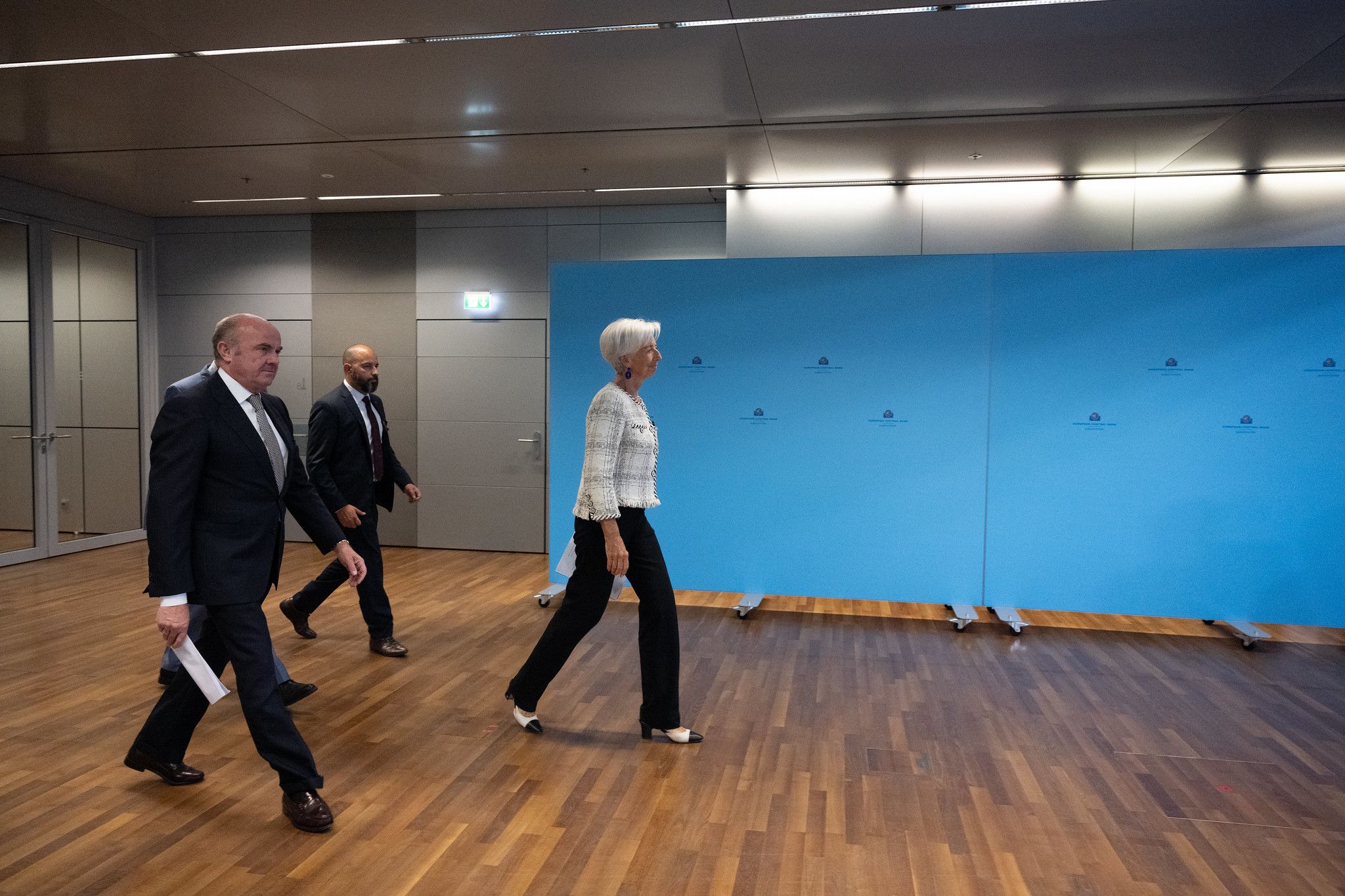 Christine Lagarde EBZko presidentea ekaineko bilera eta gero. Argazkia: EBZ Christine Lagarde EBZko presidentea ekaineko bilera eta gero. Argazkia: EBZ