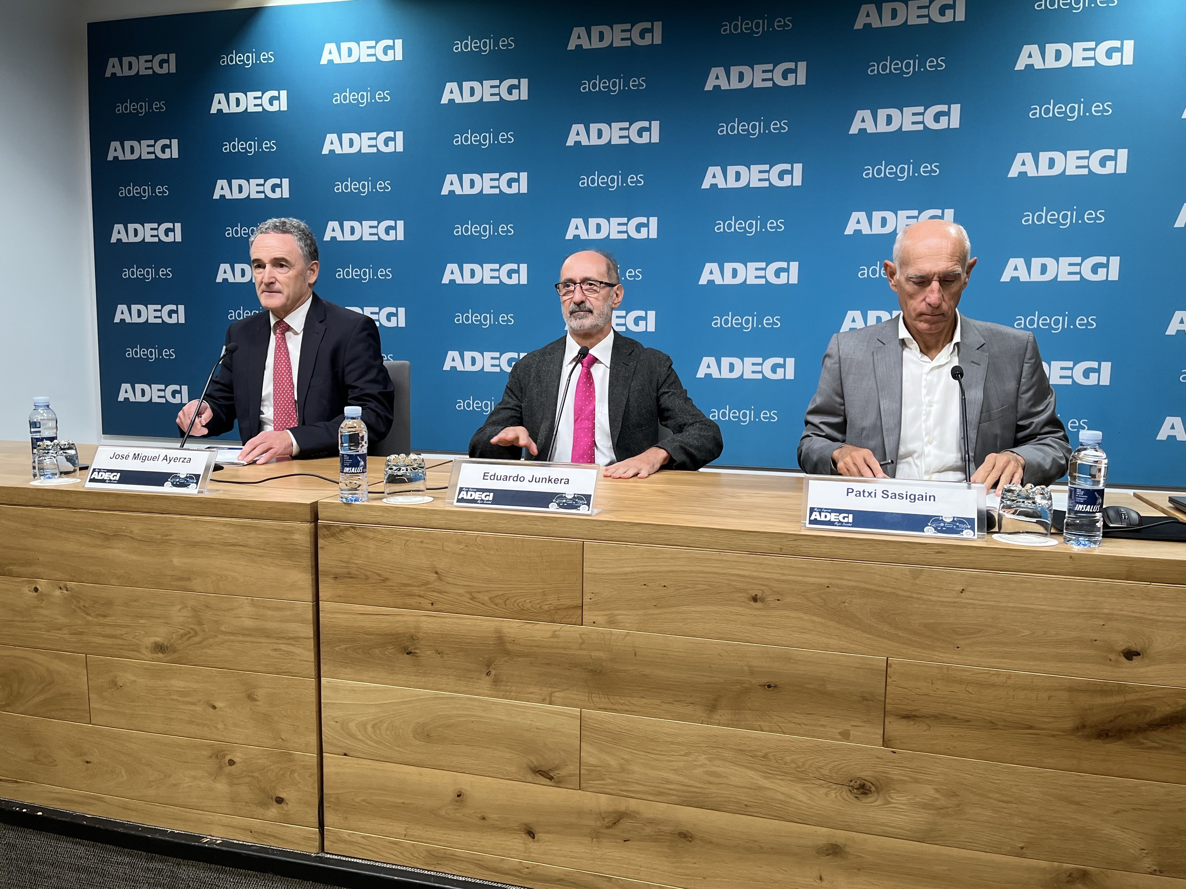 Ayerza, Junquera eta Sasigain, gaur goizeko prentsaurrekoan | Argaskia: EnpresaBIDEA Ayerza, Junquera eta Sasigain, gaur goizeko prentsaurrekoan | Argaskia: EnpresaBIDEA