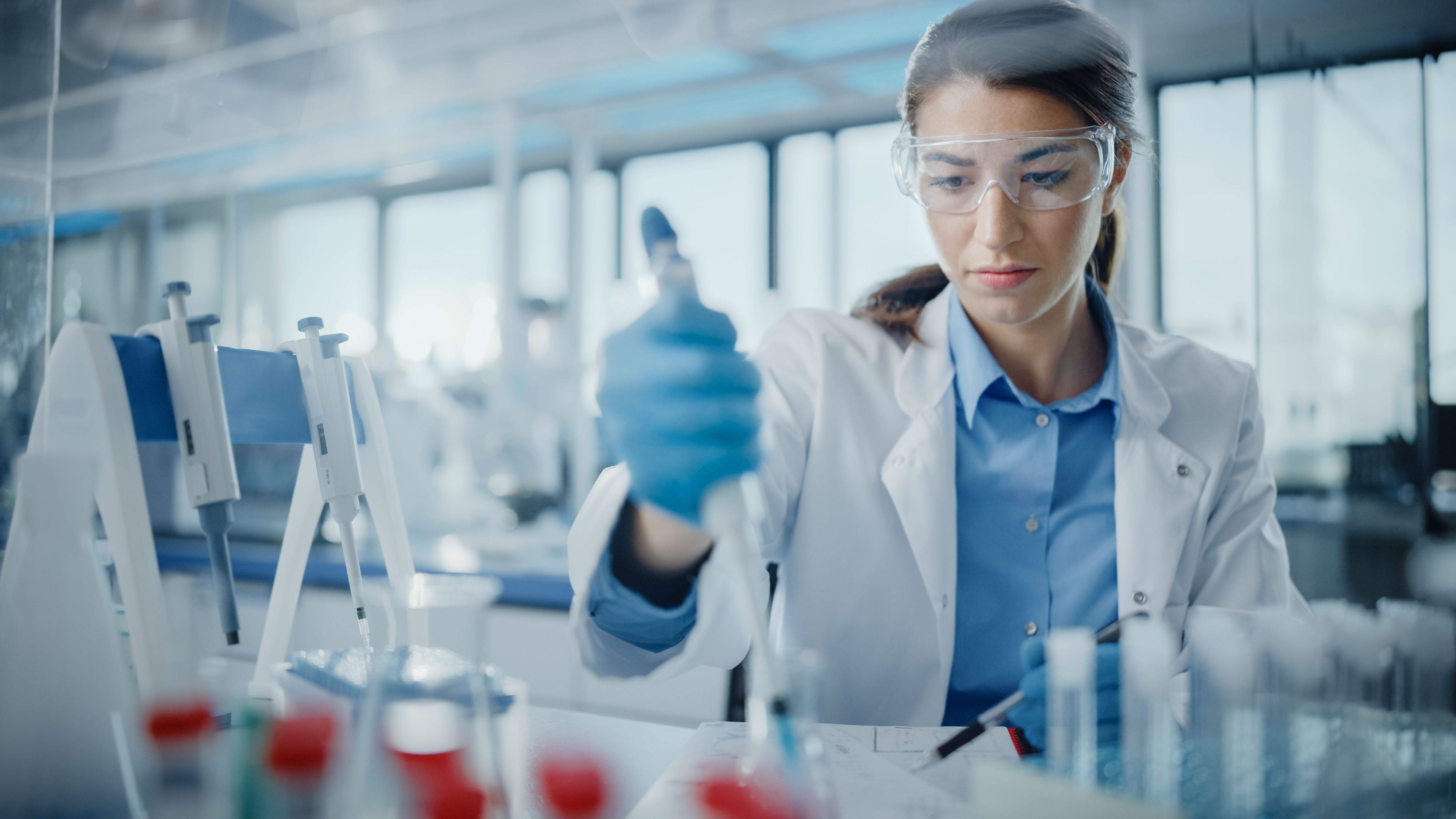 EAEn eskatutako dirulaguntza gehienek ikerkuntza eta garapena dute helburu | Argazkia: iStock