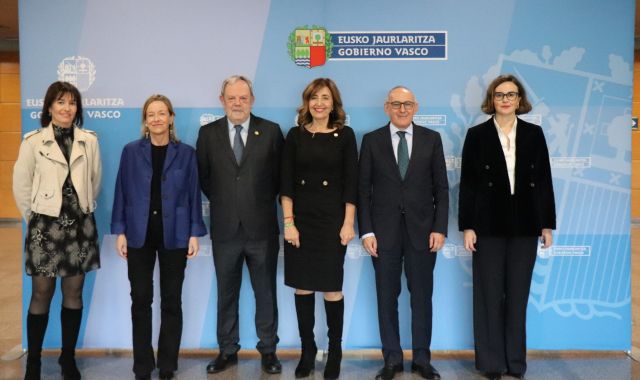 Herri Dirubideen Euskal Kontseiluaren bilerako osteko agerraldia | Argazkia: Eusko Jaurlaritza Herri Dirubideen Euskal Kontseiluaren bilerako osteko agerraldia | Argazkia: Eusko Jaurlaritza