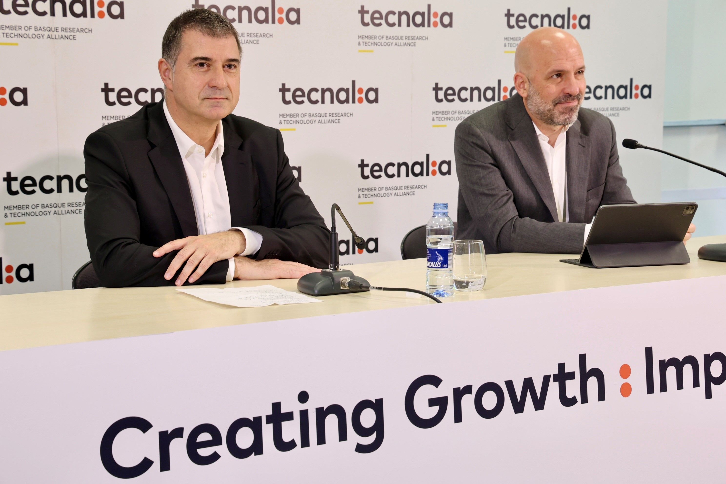 Gaur goizean Tecnaliako lehendakaria, Alex Belaustegi eta zentroko zuzendari nagusia Jesus Valero | Argazkia: Tecnalia