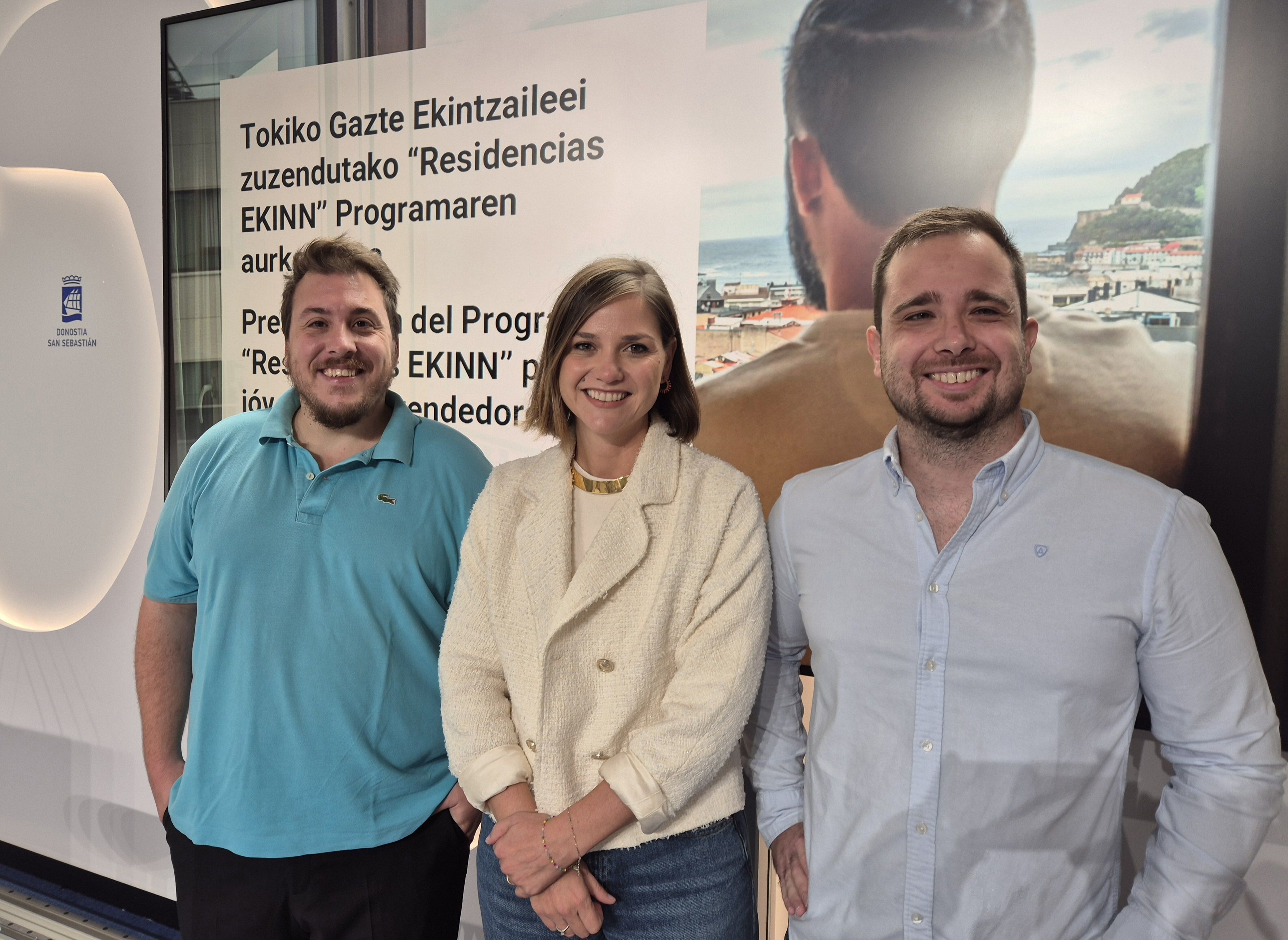 'Residencias Ekinn' egitasmoaren aurkezpenean izan ziren Retegi eta Lujambio | Argazkia: Donostia Sustapena