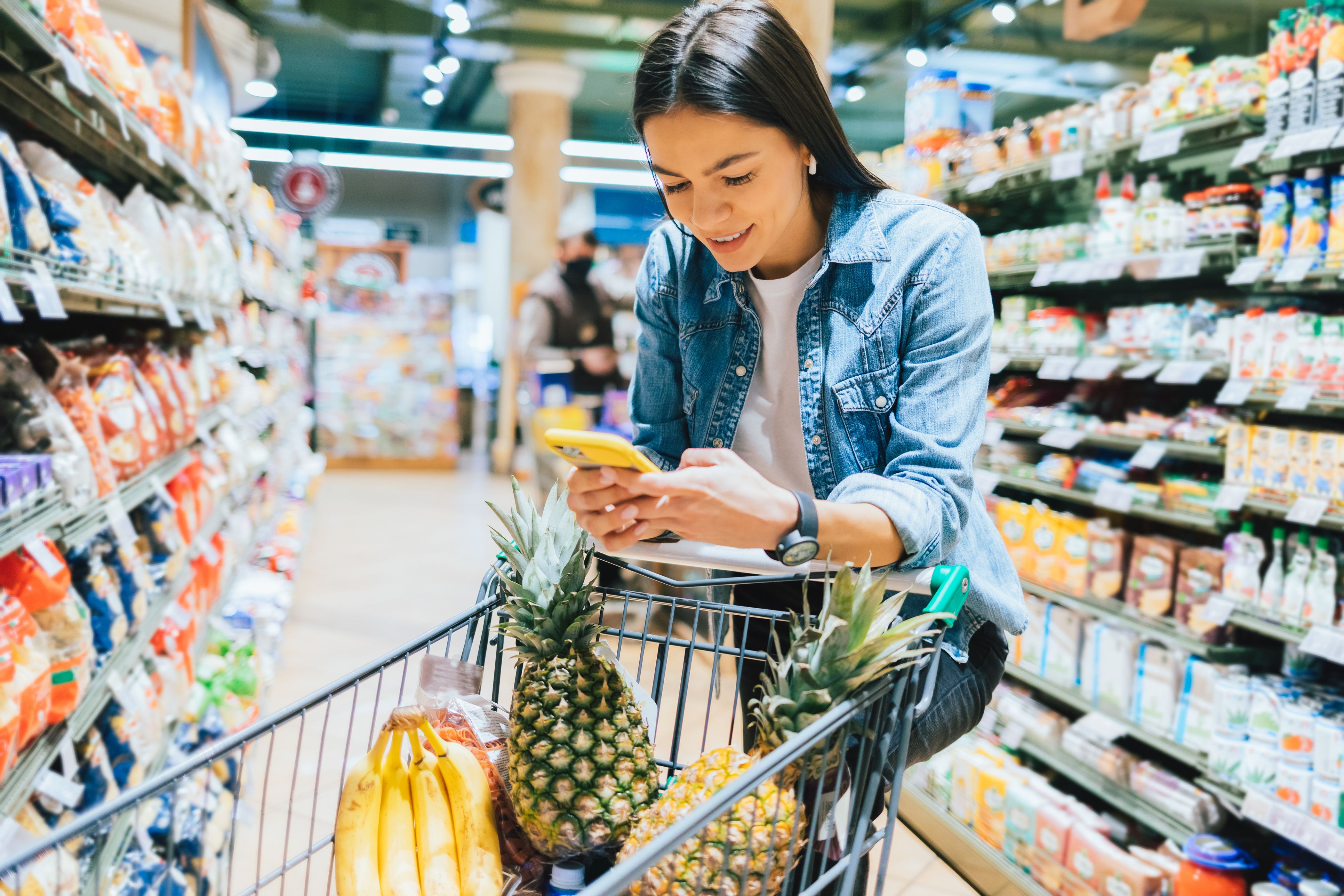 Janaria eskatu edo fakturak ordaindu daitezke super aplikazio hauekin | Argazkia: iStock Janaria eskatu edo fakturak ordaindu daitezke super aplikazio hauekin | Argazkia: iStock