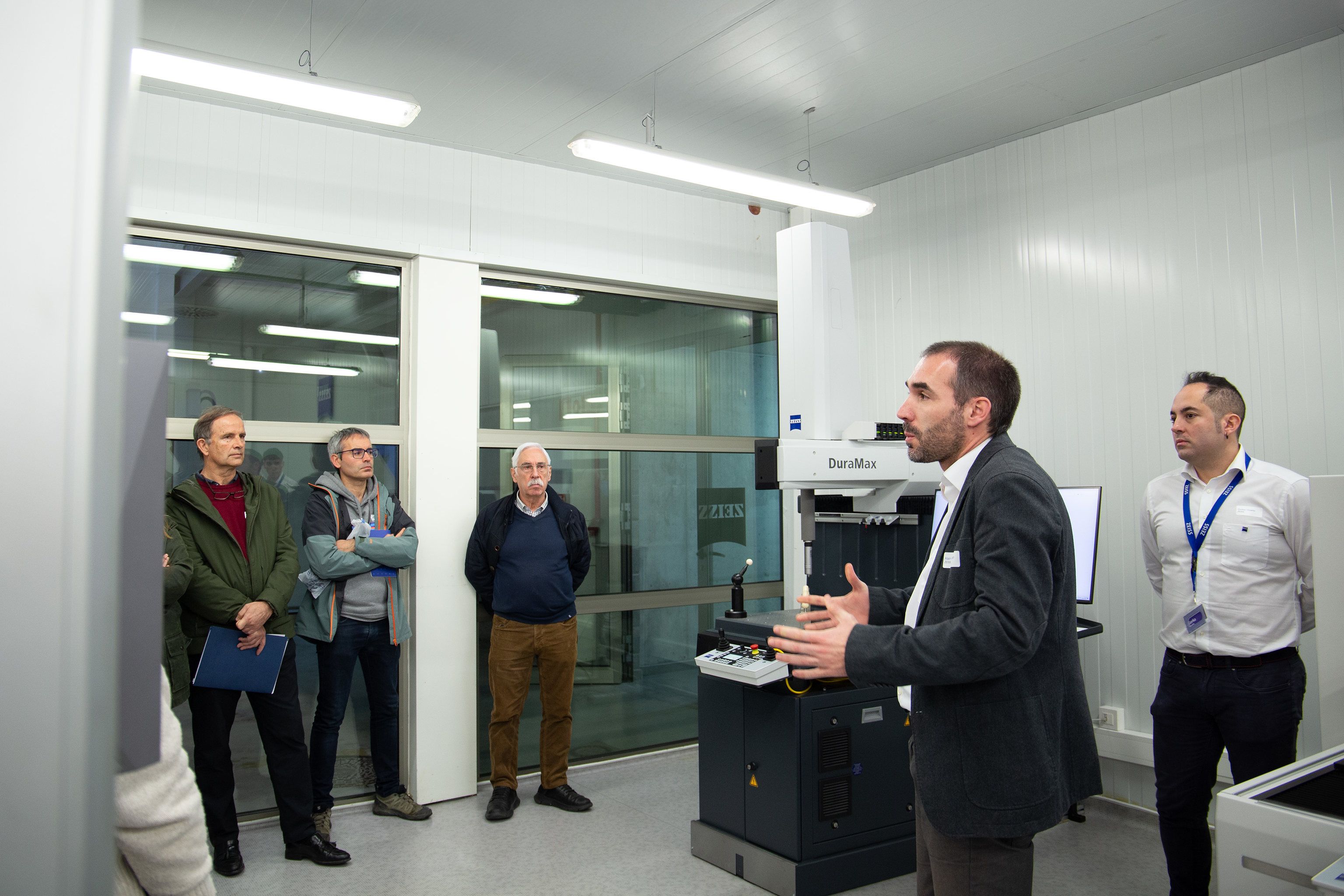 ZEISS Quality Excellence Center-en inaurgurazio ekitaldia egin dute gaur Eibarren | Argazkia: Tekniker ZEISS Quality Excellence Center-en inaurgurazio ekitaldia egin dute gaur Eibarren | Argazkia: Tekniker