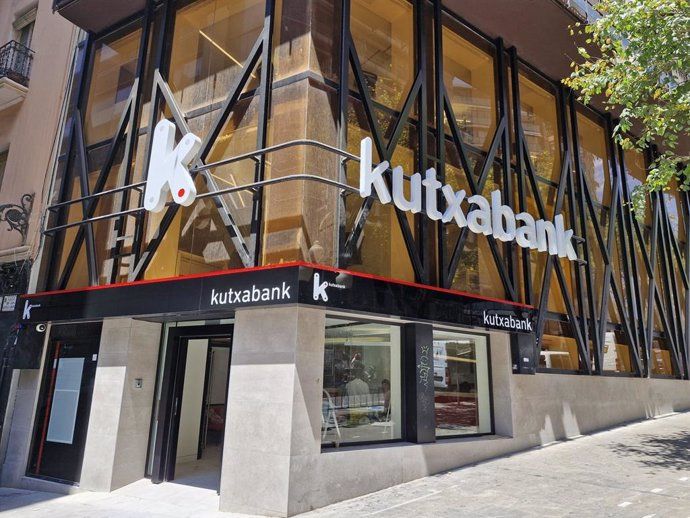 Kutxabankeko egoitza bat | Argazkia: Europa Press Kutxabankeko egoitza bat | Argazkia: Europa Press