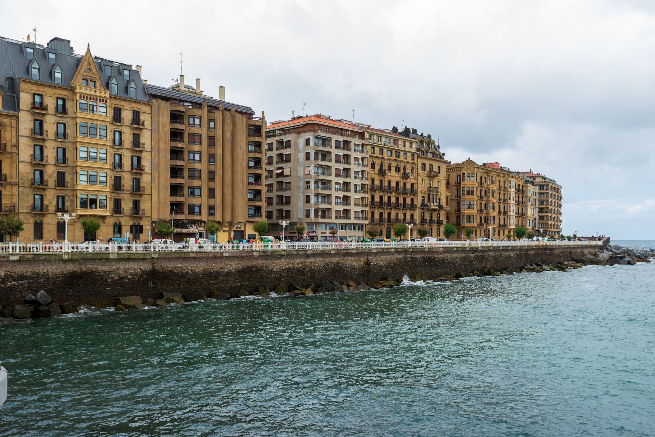Gipuzkoako batez besteko prezioa (3.891 euro) ia bikoizten du Donostiak | Argazkia: iStock