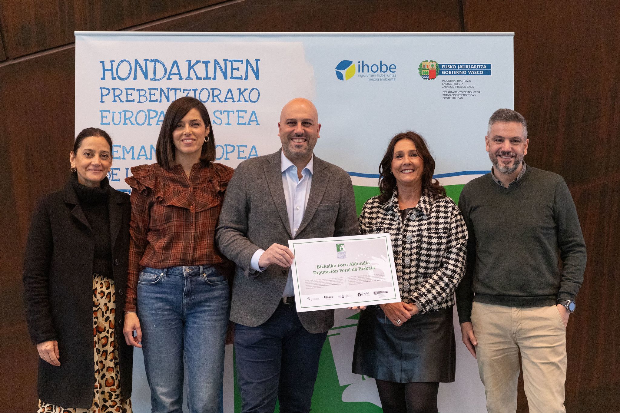 Bizkaiko Foru Aldundiko ordezkariak | Argazkia: Ihobe Bizkaiko Foru Aldundiko ordezkariak | Argazkia: Ihobe