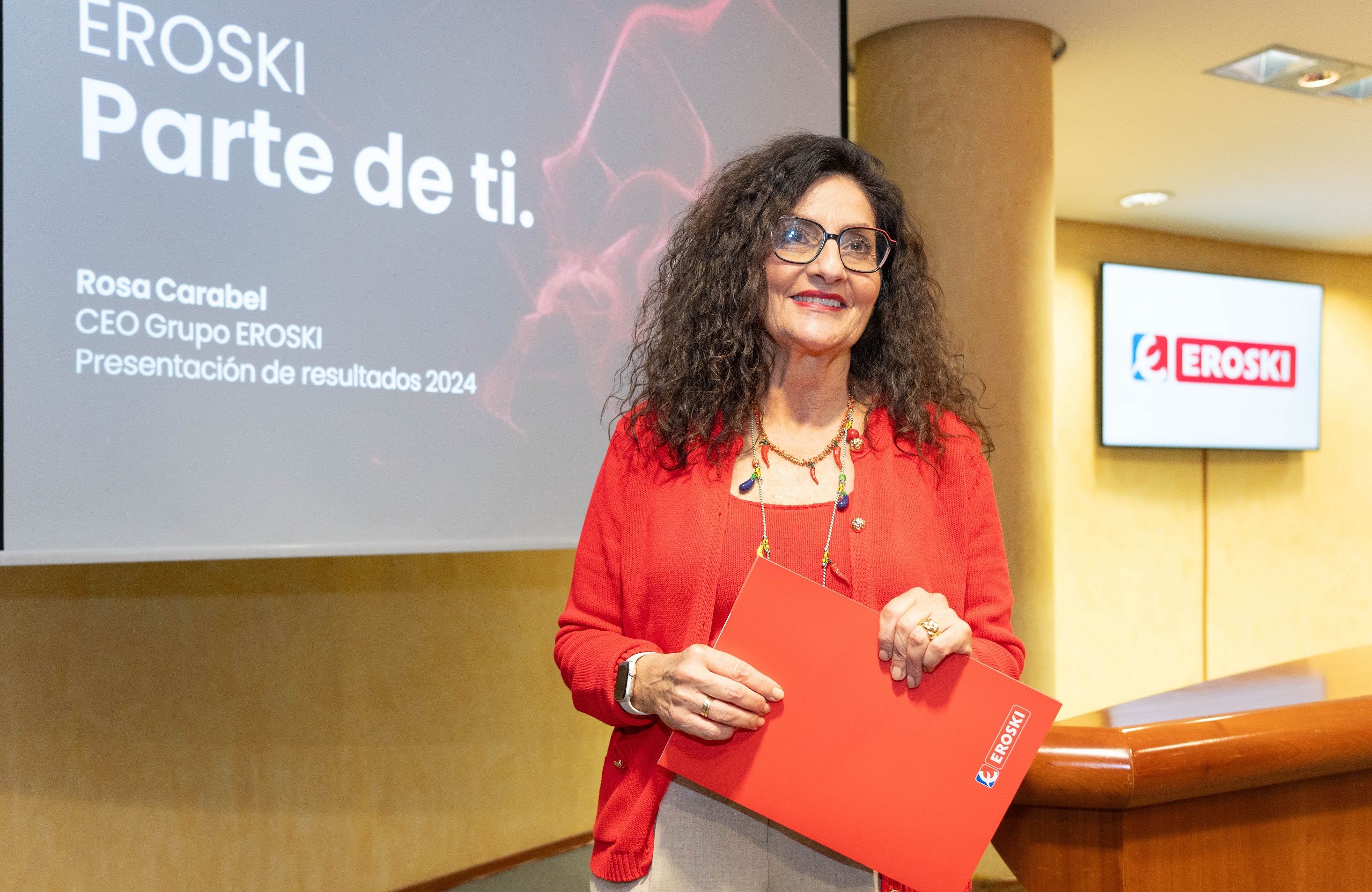 Rosa Carabel, atzo eginiko agerraldian | Argazkia: Eroski