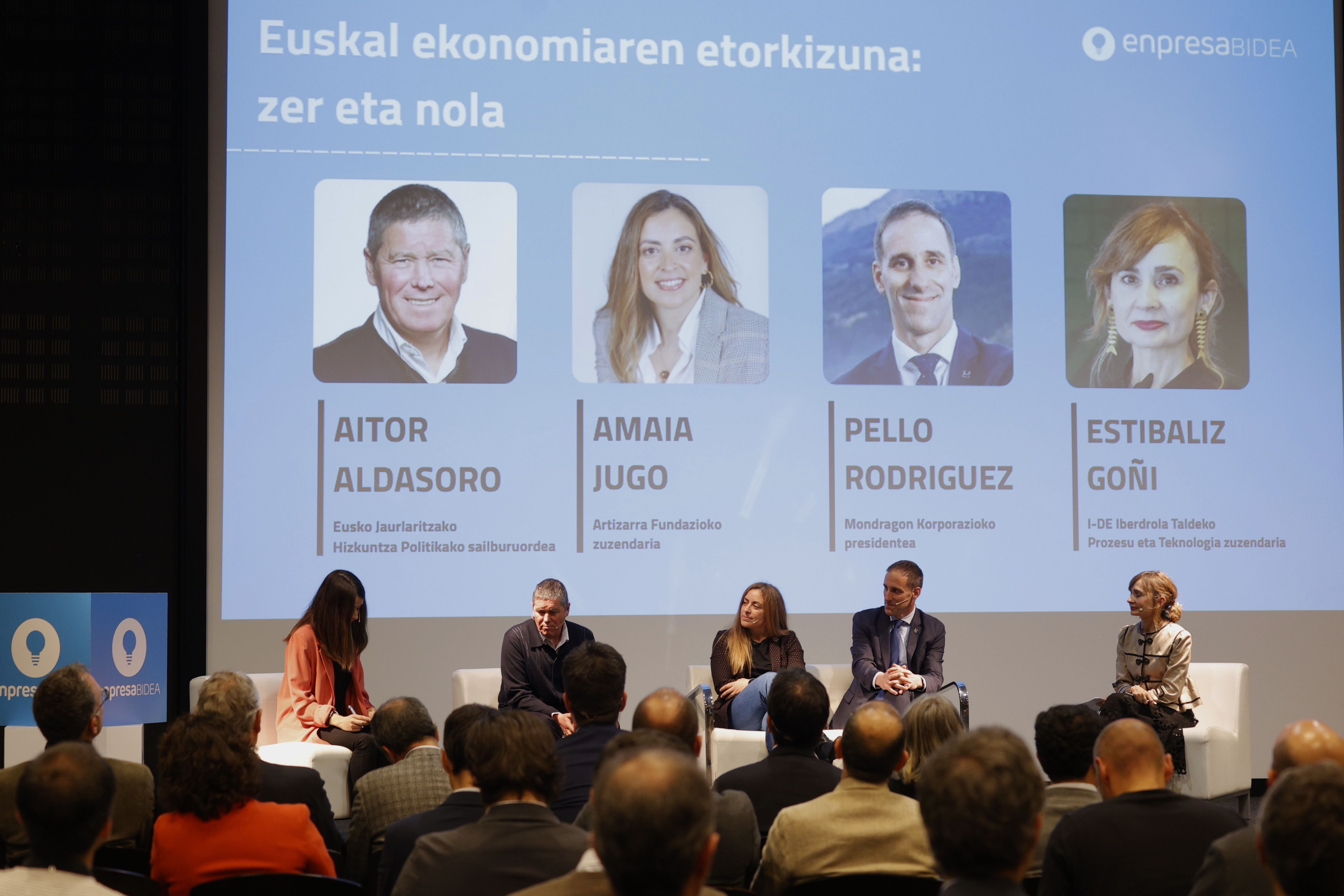 Ezkerretik eskuinera, Reizabal, Aldasoro, Jugo, Rodriguez eta Goñi | Argazkia: Maialen Andres / Foku Ezkerretik eskuinera, Reizabal, Aldasoro, Jugo, Rodriguez eta Goñi | Argazkia: Maialen Andres / Foku