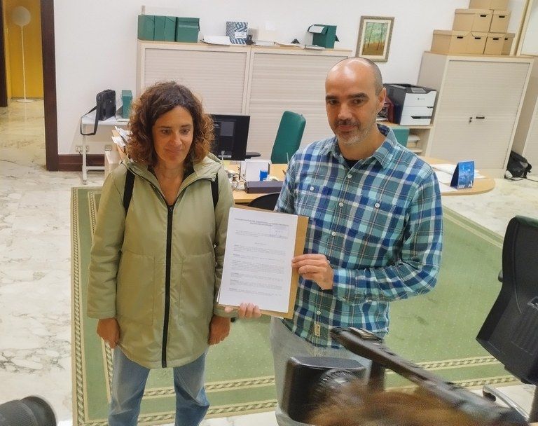 Espero baino hiru hilabete lehenago bildu dituzte sinadurak | Argazkia: ELA sindikatua