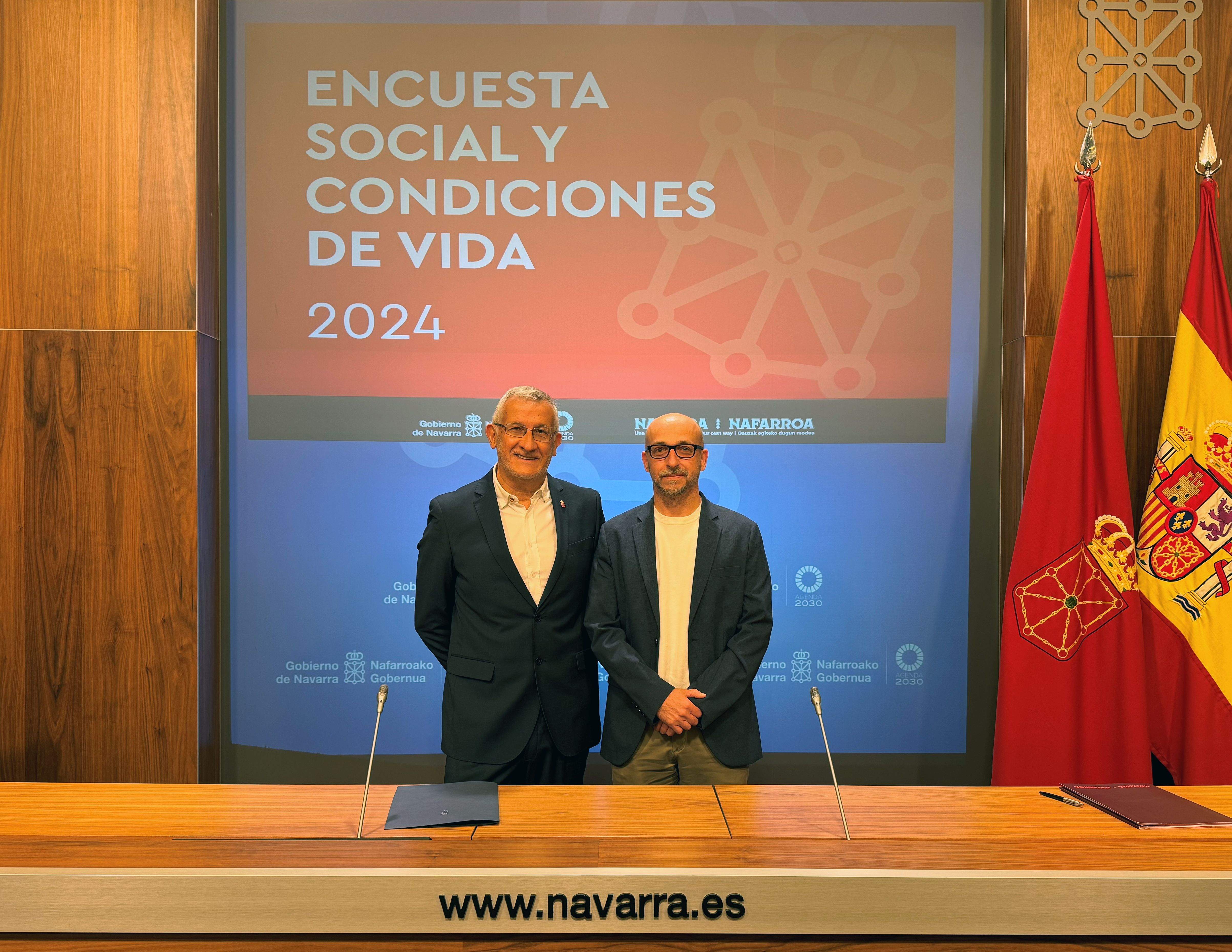 Felix Taberna lehendakariordea eta Txerra García de Eulate, txostenaren aurkezpen ekitaldian | Argazkia: Nafarroako Gobernua