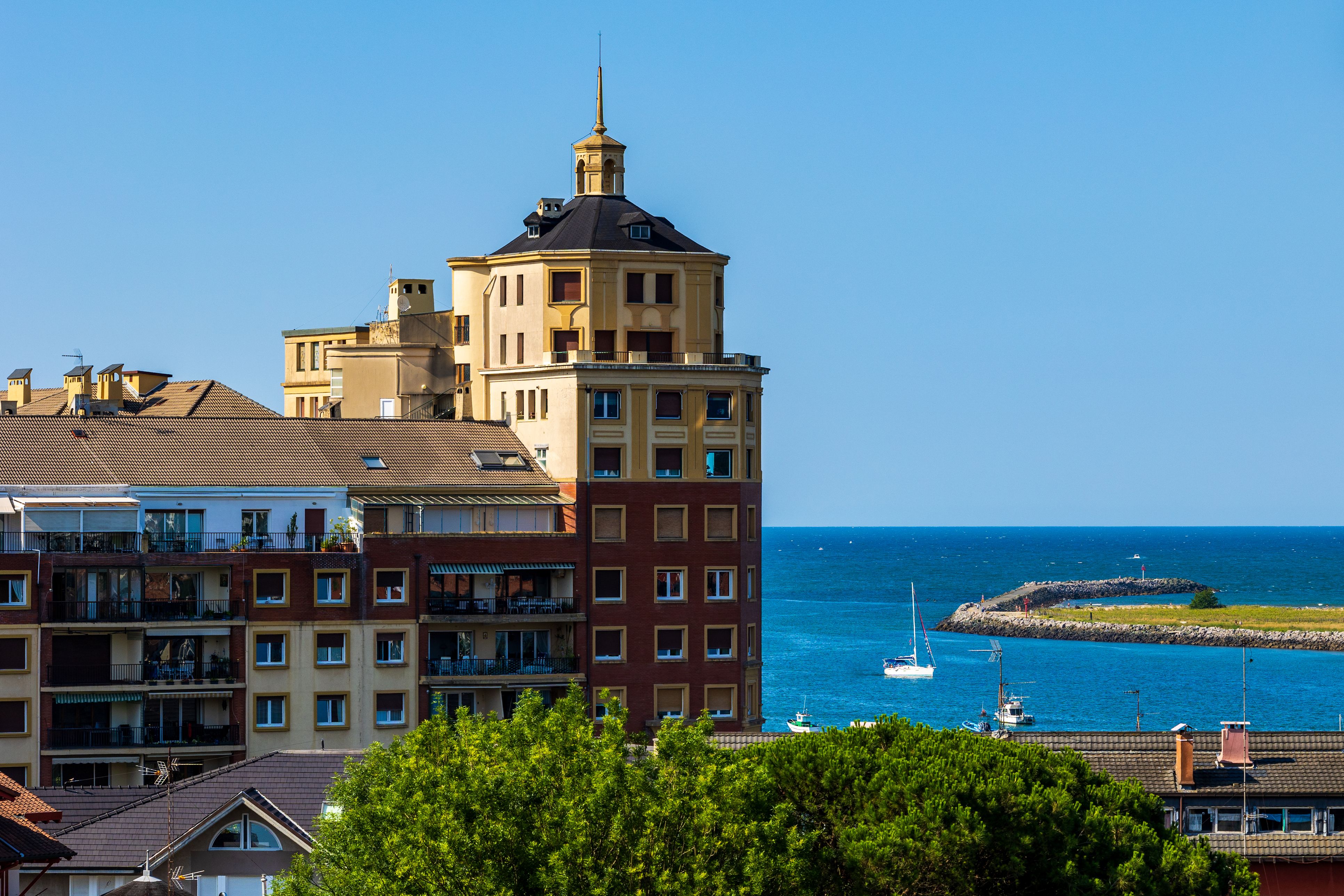 2024 urte amaieran 99.872 etxebizitza eskaera zenbatu ziren | Argazkia: iStock