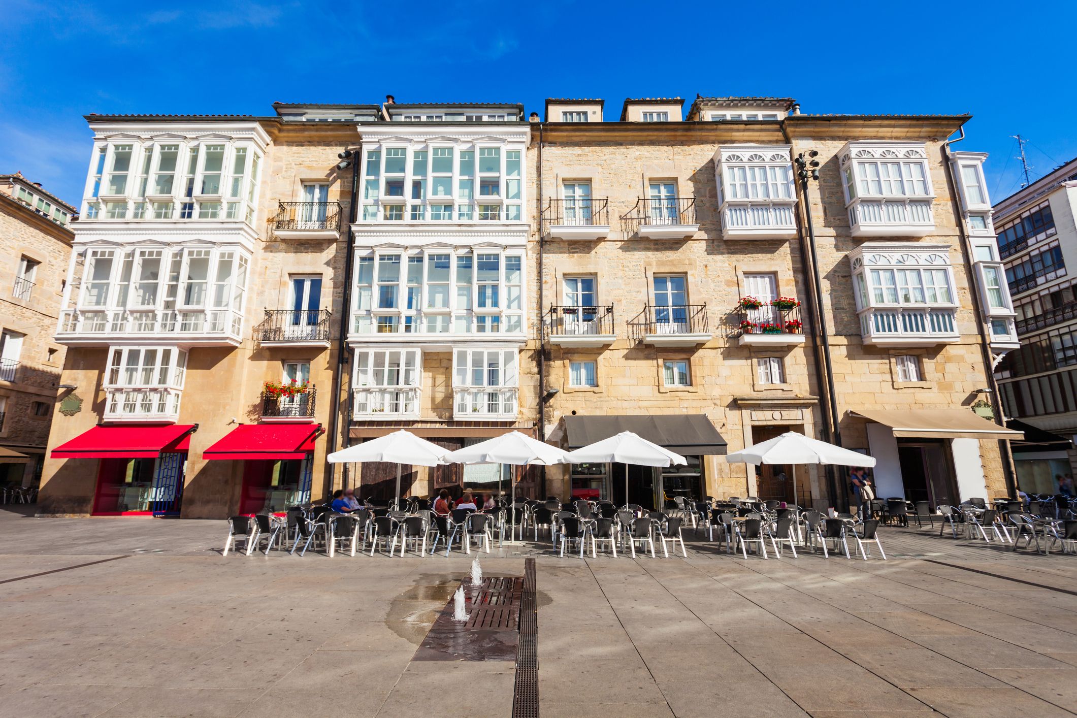 Iaz baino 137 enpresa gutxiago daude | Argazkia: iStock 