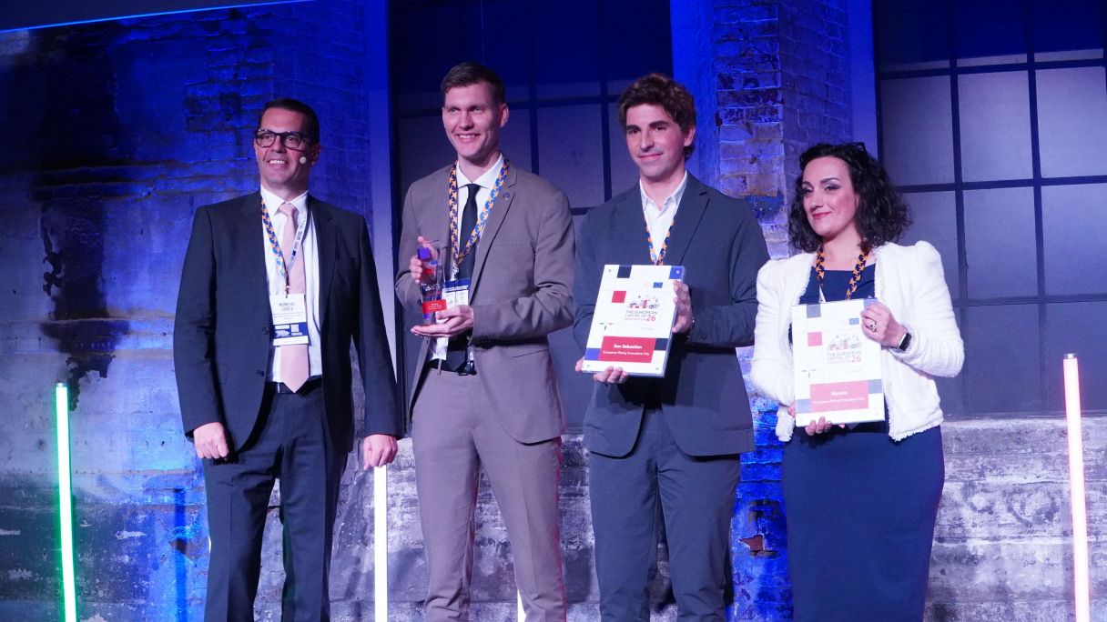 Hiri finalisten ordezkariak | Argazkia: Donostia Sustapena