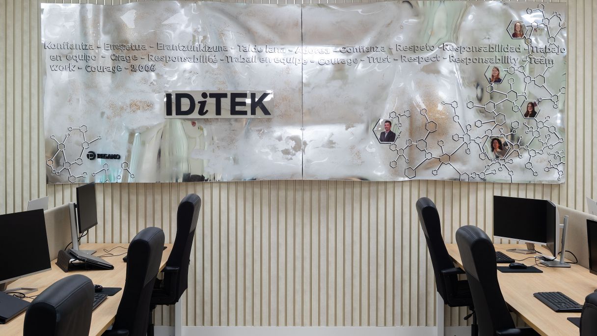 DSC2783 Principal(1) DSC2783 Principal(1)