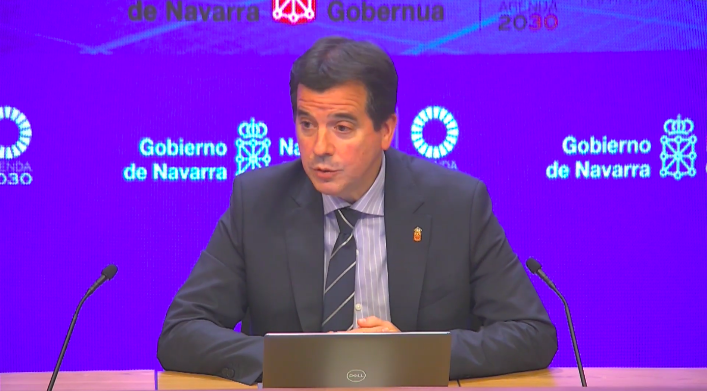 Mikel Irujo kontseilaria txostenaren aurkezpenean | Argazkia: Nafarroako Gobernua