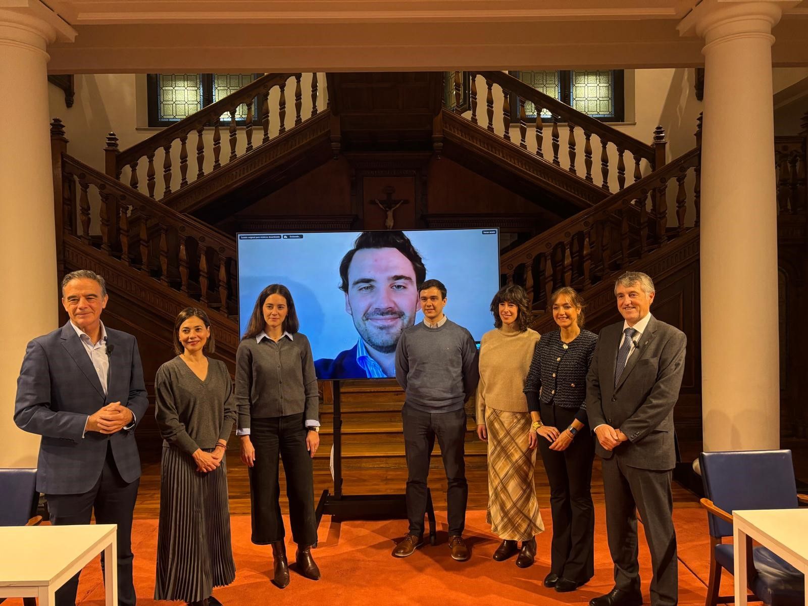 Atzoko topaketako partaideak | Argazkia: Artizarra Fundazioa