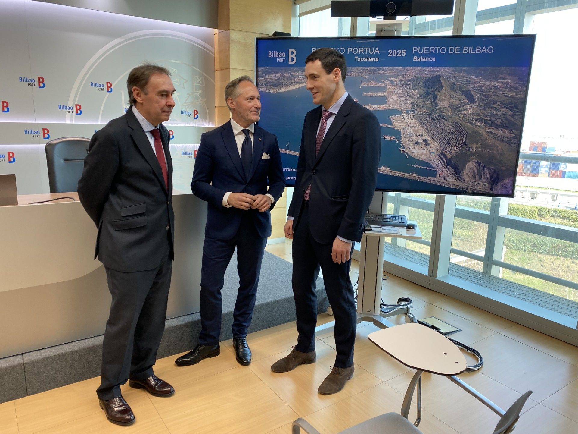 Bilboko Portu Agintaritzaren ordezkariak gaurko agerraldian | Bilbao Port