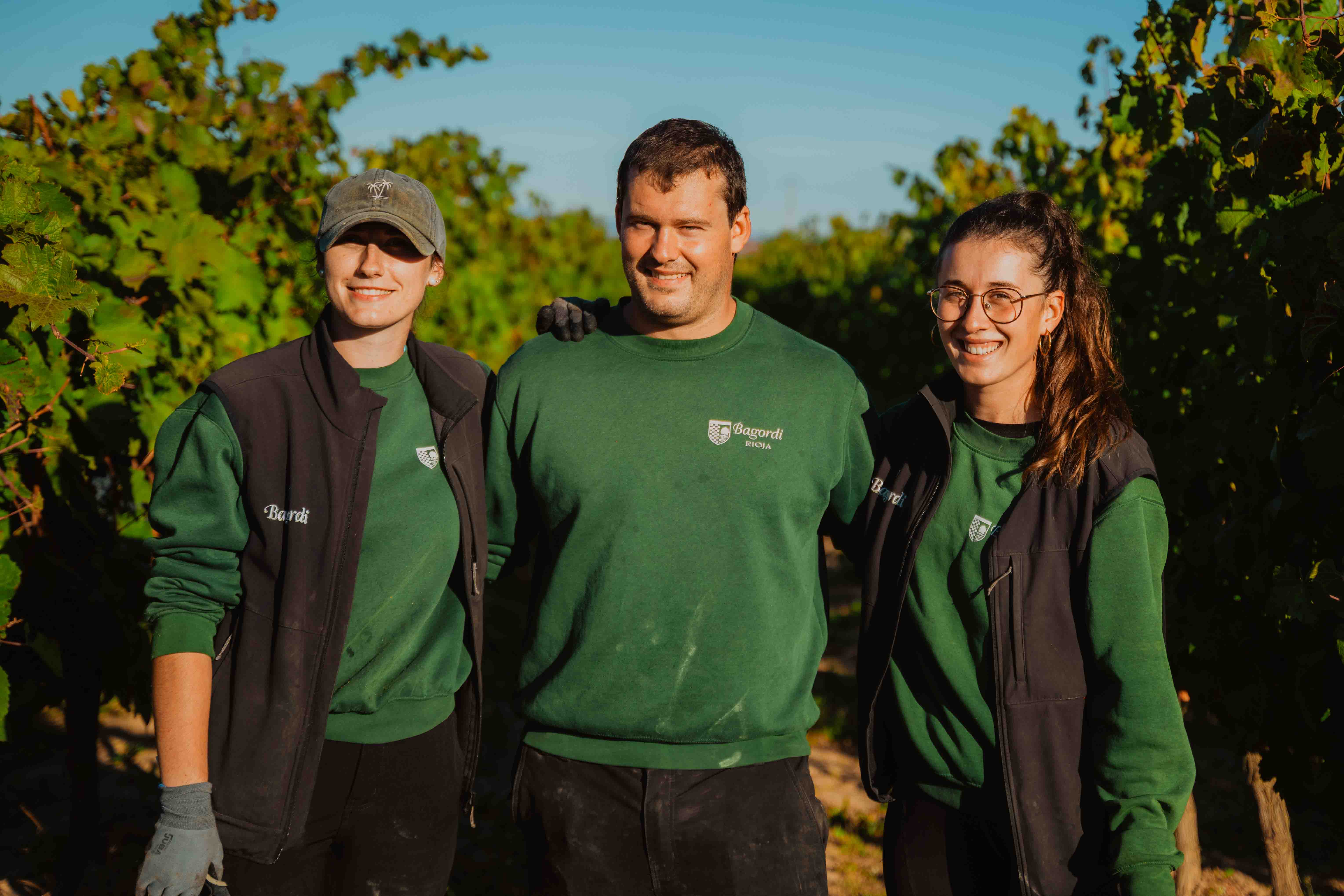 Cristina, Ander eta Miren Cárcar, mahats-bilketa egun batean | Argazkia: utzita