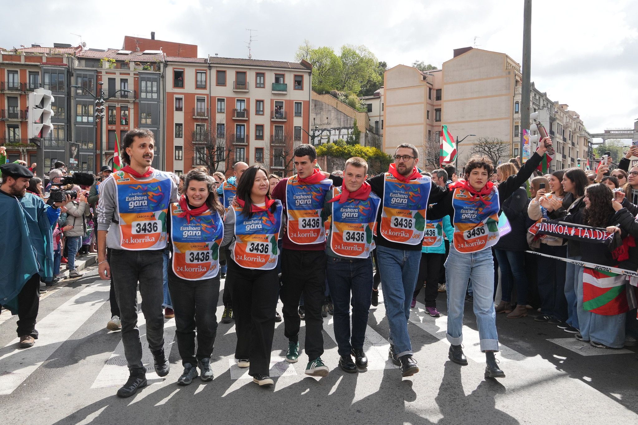 Korrikako mezuaren egileak | Argazkia: Korrika Korrikako mezuaren egileak | Argazkia: Korrika