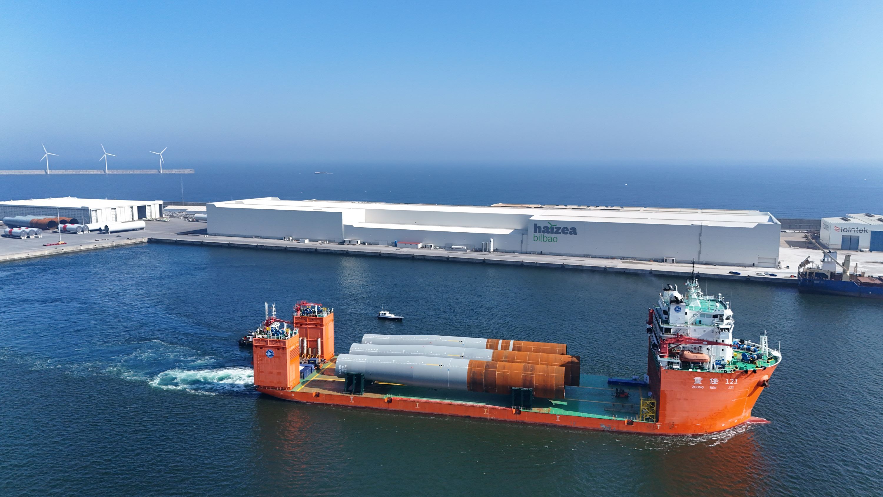 Haizea Bilbaoren lantegia Bilboko portuan | Argazkia. Haizea Wind Group Haizea Bilbaoren lantegia Bilboko portuan | Argazkia. Haizea Wind Group