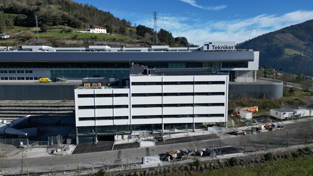 Erisono industrialdea Eibarren | Argazkia: Azpilur Erisono industrialdea Eibarren | Argazkia: Azpilur