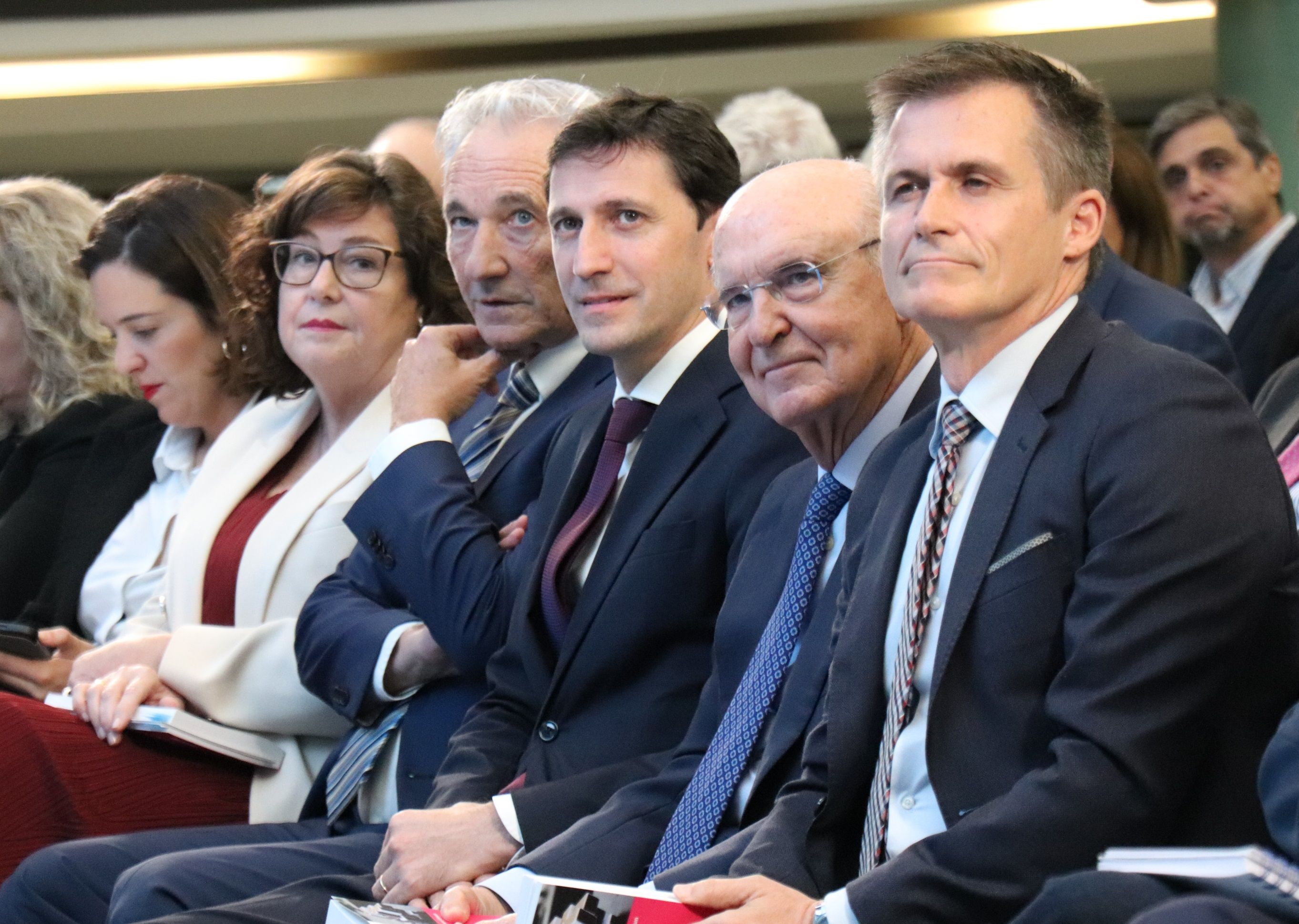 Berrojalbiz, Gonzalo de Zuazo, D'Anjou eta Uriarte, besteak beste, 2024an eginiko liburu baten aurkezpenean | Argazkia: Irekia