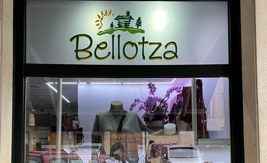 Oñatiko Bellotza loradendaren erakuslehioa | Argazkia: utzita