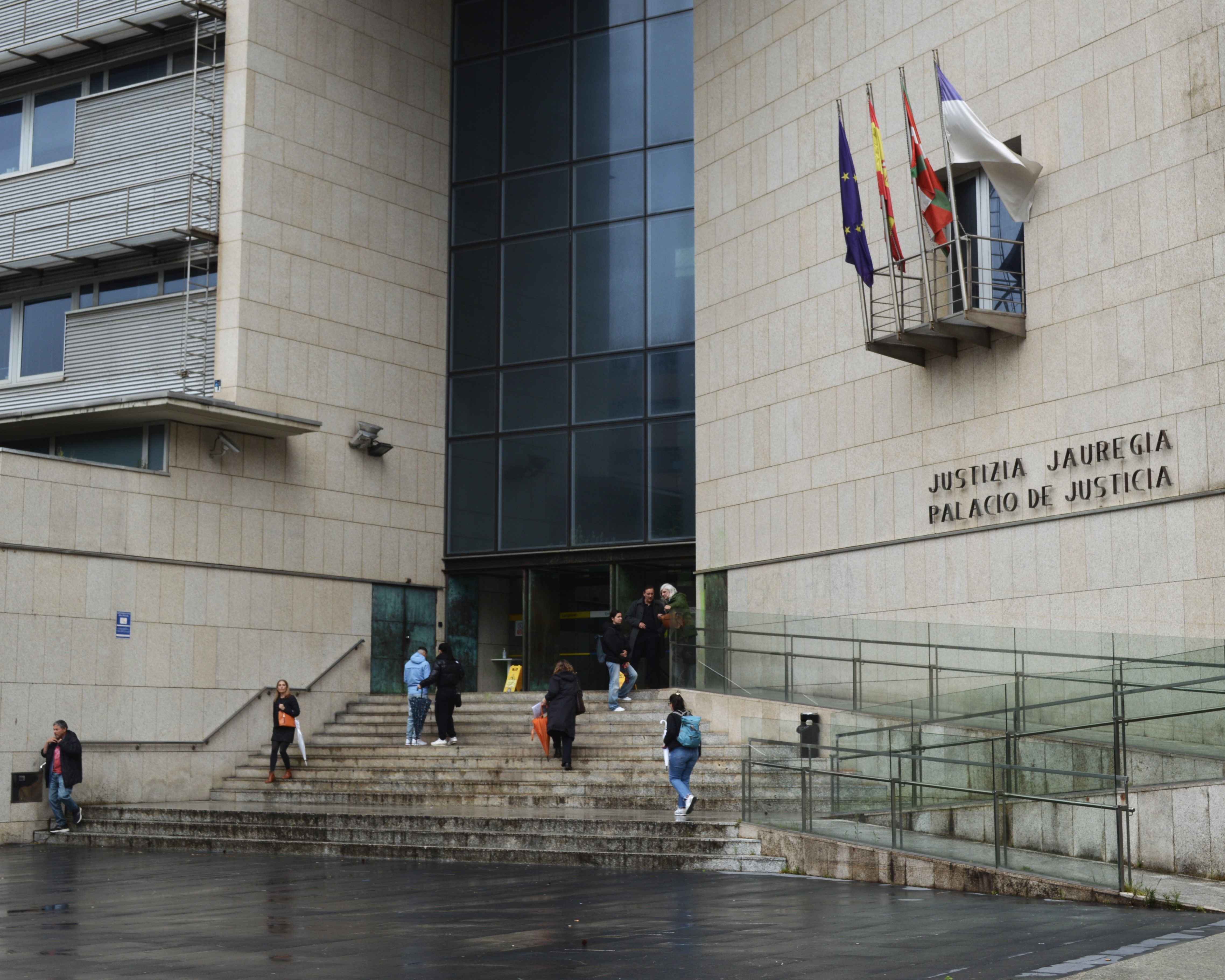 Donostiako epaitegia | Argazkia: Haizea Solagurenbeaskoa