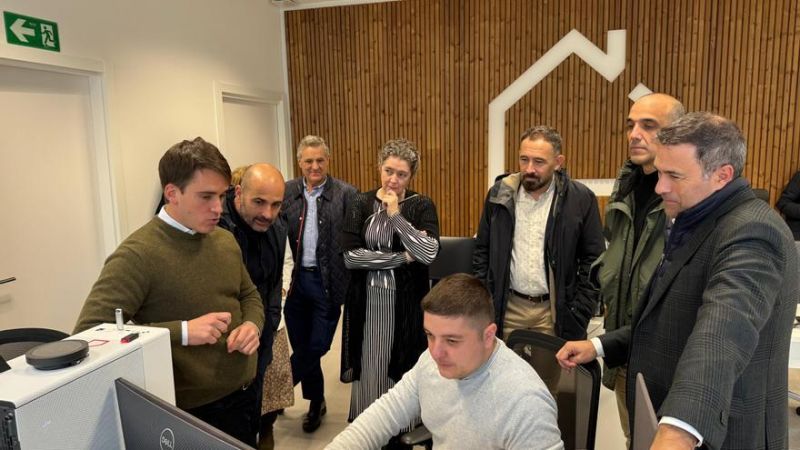 Eraikuntzaren Industrializazio Zentroaren (EIZ) inaugurazio-ekitaldia | Argazkia: Iparragirre Eraikuntzaren Industrializazio Zentroaren (EIZ) inaugurazio-ekitaldia | Argazkia: Iparragirre