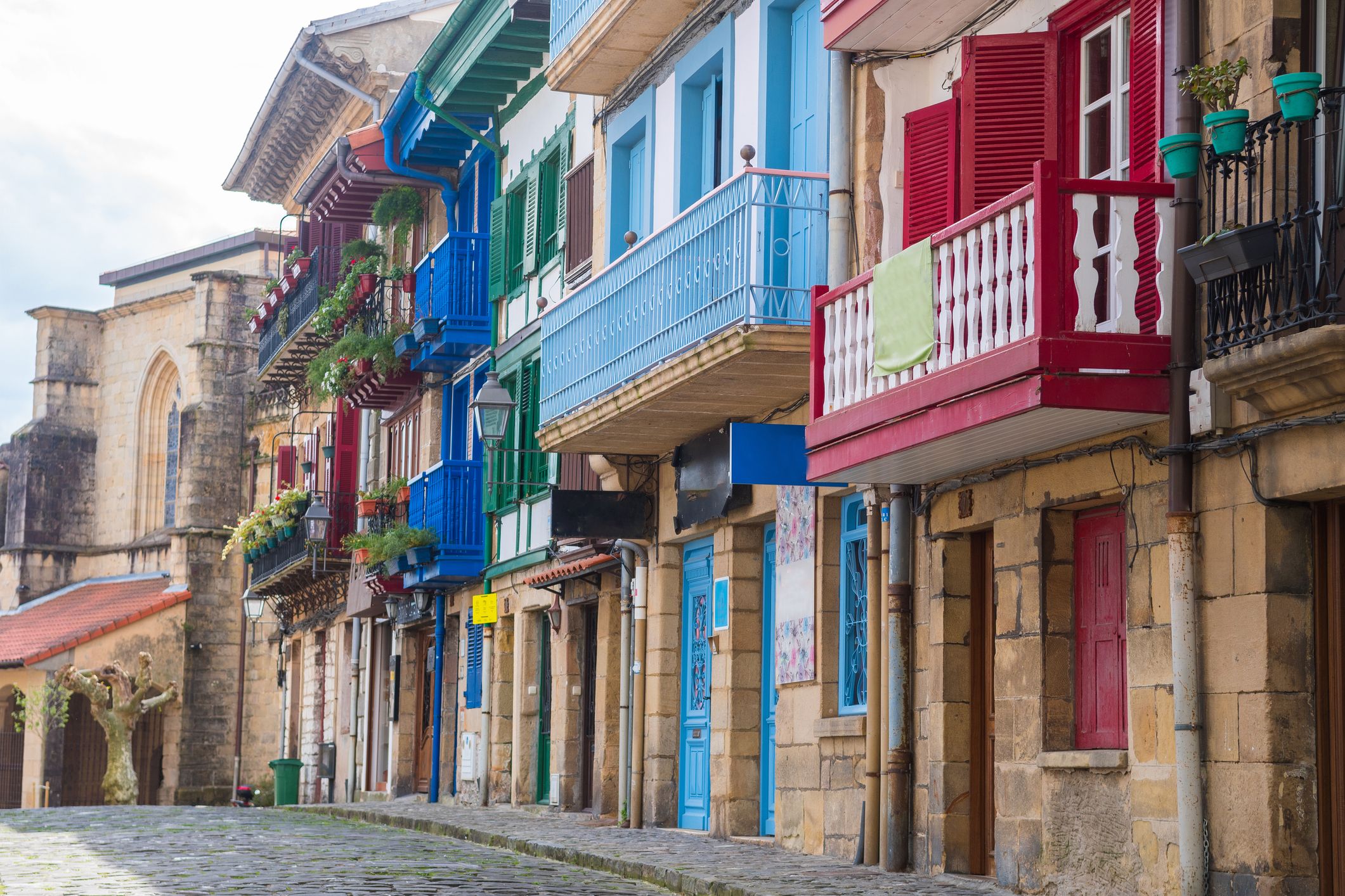 Etxebizitzak Hondarribian | Argazkia: iStock Etxebizitzak Hondarribian | Argazkia: iStock