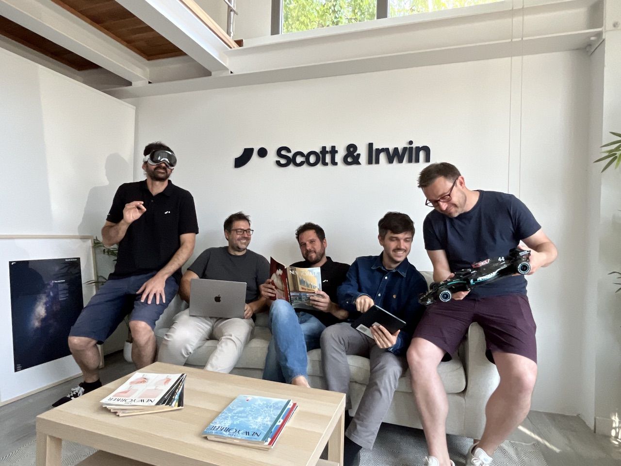Scott & Irwin | Argazkia: utzitakoa Scott & Irwin | Argazkia: utzitakoa