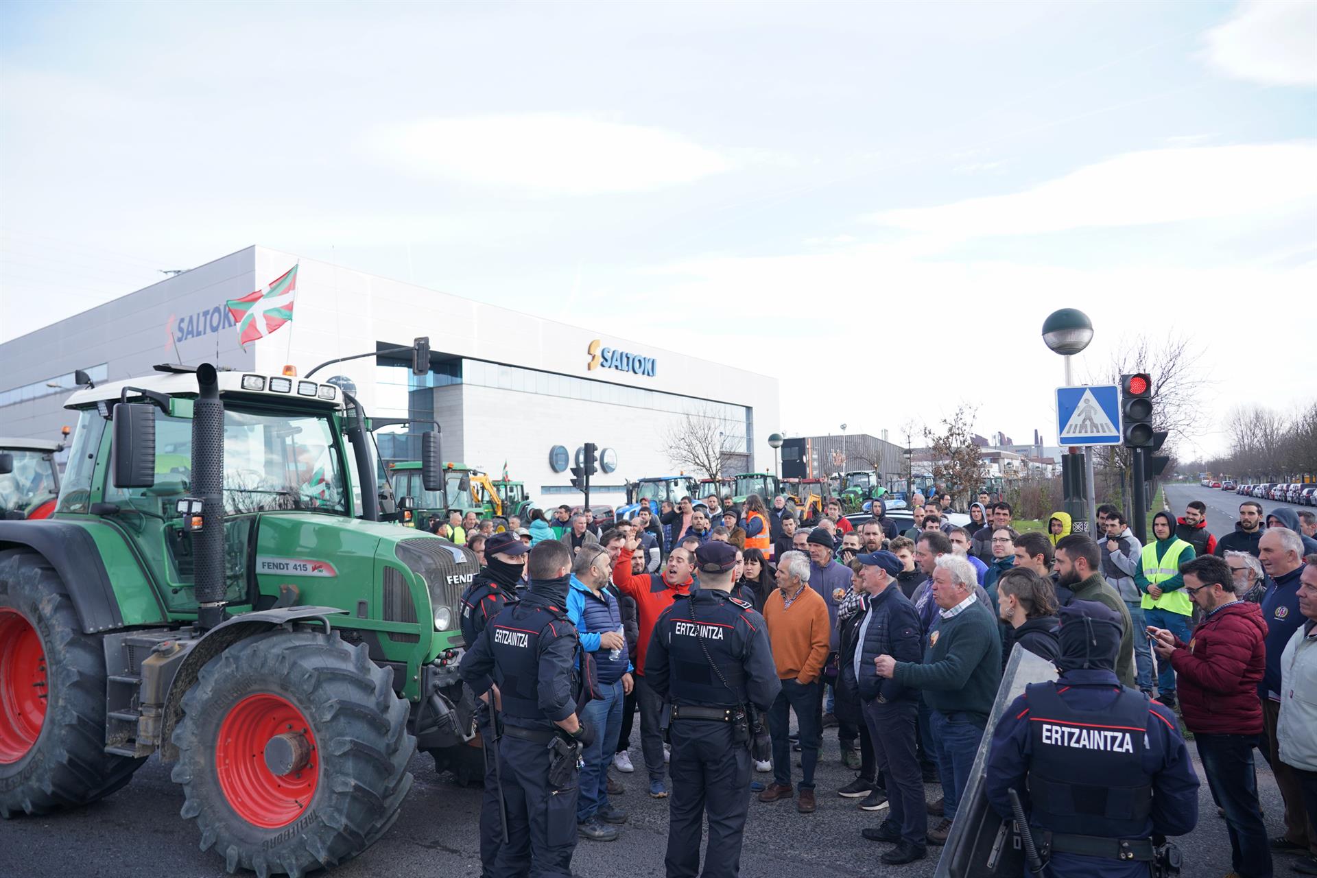 Nekazarien protesta bat | Argazkia: Iñaki Berasaluce / Europa Press
