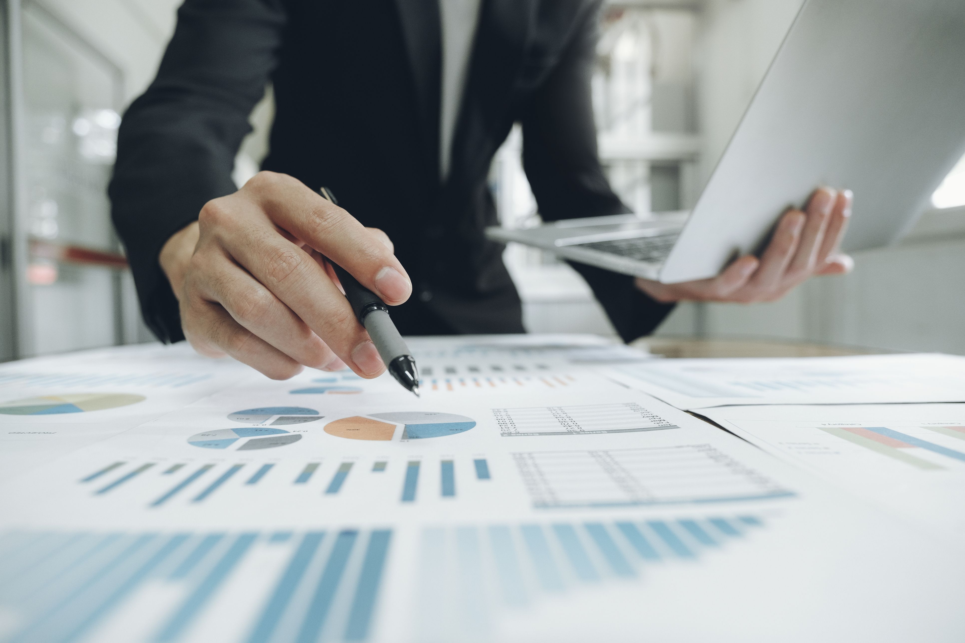 Ekonomia garatuetan, 80ko hamarkadatik aurrera, produktibitatearen hazkundearen eta soldata errealen hazkundearen arteko desakoplamendua gertatu da | Argazkia: iStock