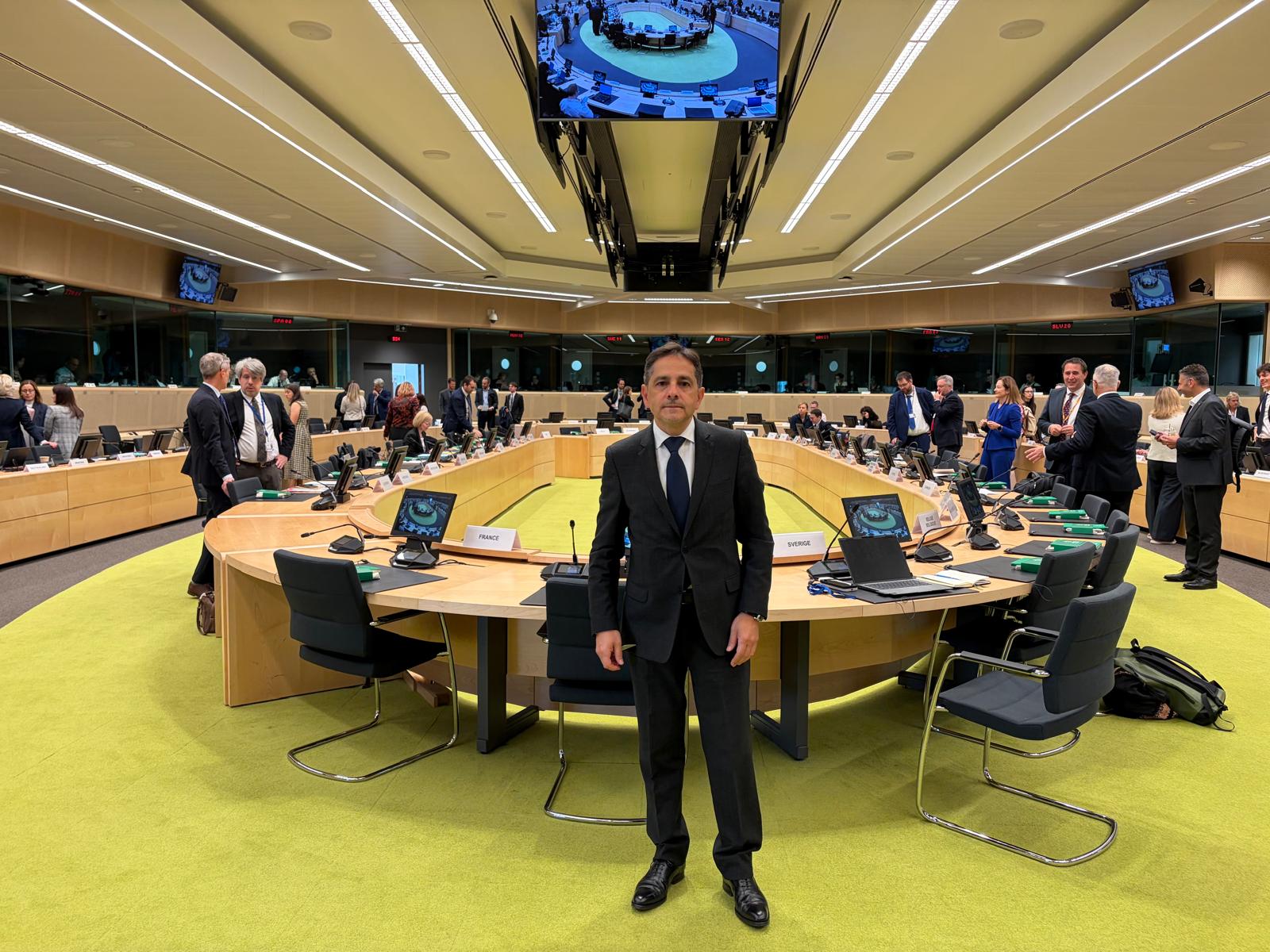 Javier García Ross EAEko Nazioarteko Fiskalitate Batzordeko koordinatzailea Ecofinen goi bileran | Argazkia: Irekia