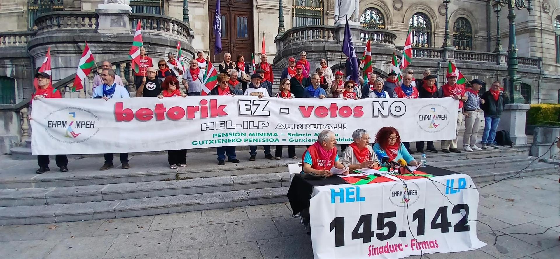 Pentsiodunen mugimenduaren agerraldia, atzo, Bilbon | Argazkia: Europa Press