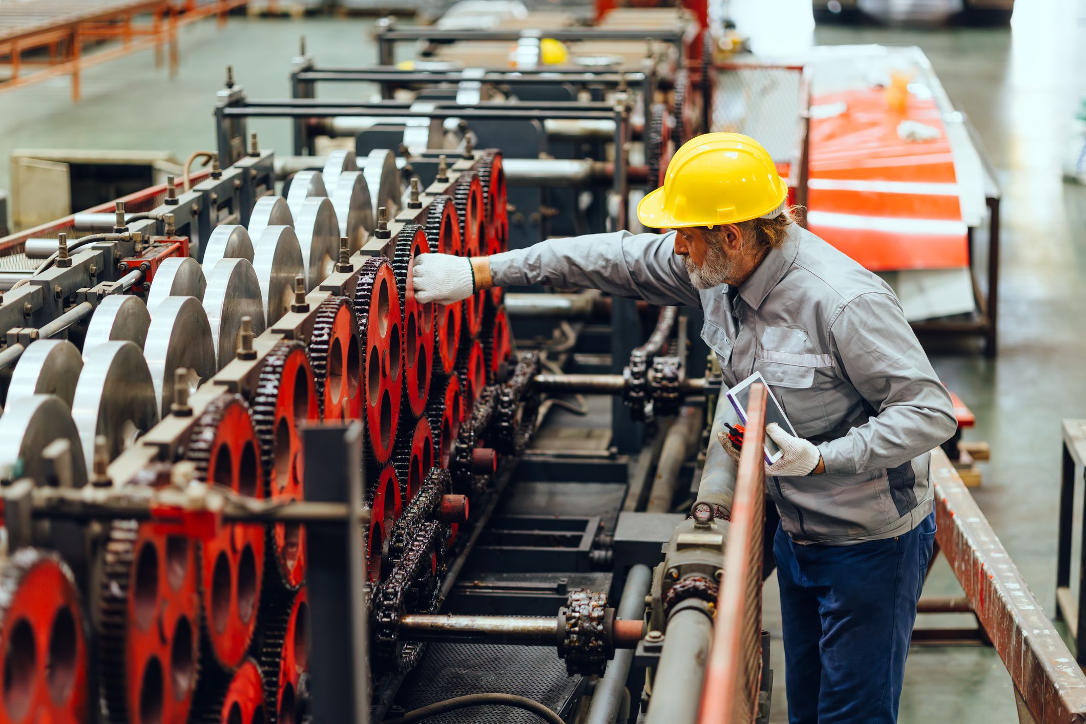Industria sektoreko langile bat | Argazkia: iStock Industria sektoreko langile bat | Argazkia: iStock